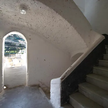 Casabluette A - Amalfi Coast شقة مينوري